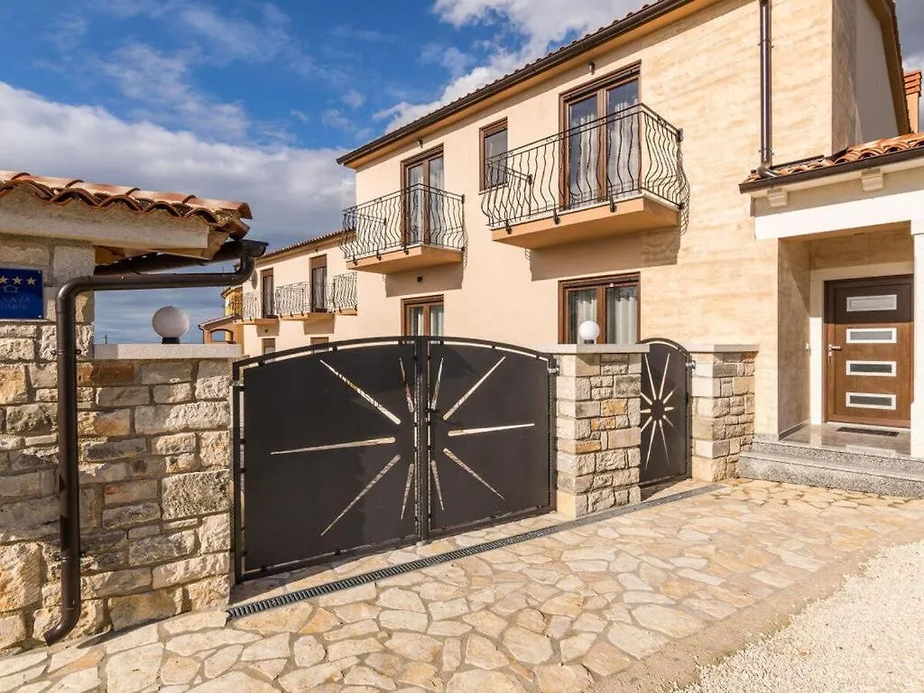 Villa Leonardelli Galizana Croatia
