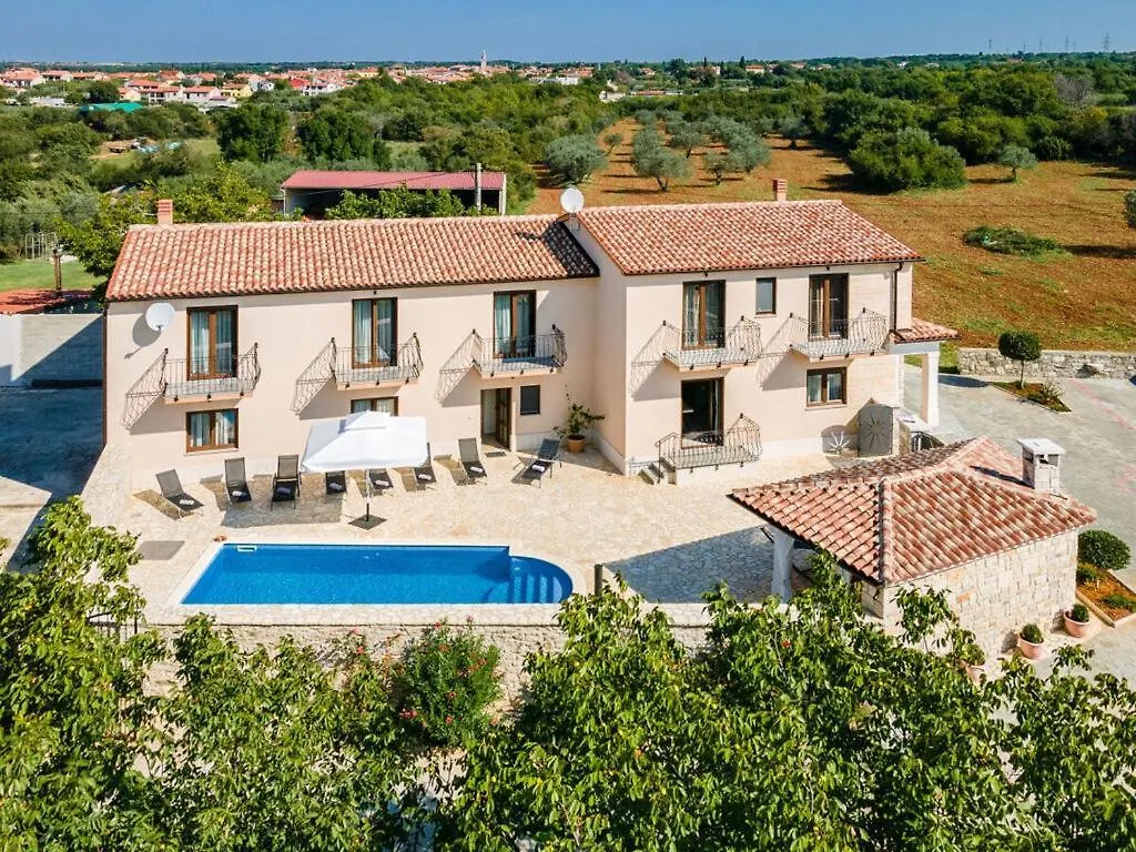 Villa Leonardelli Galizana 0*,  Croatia